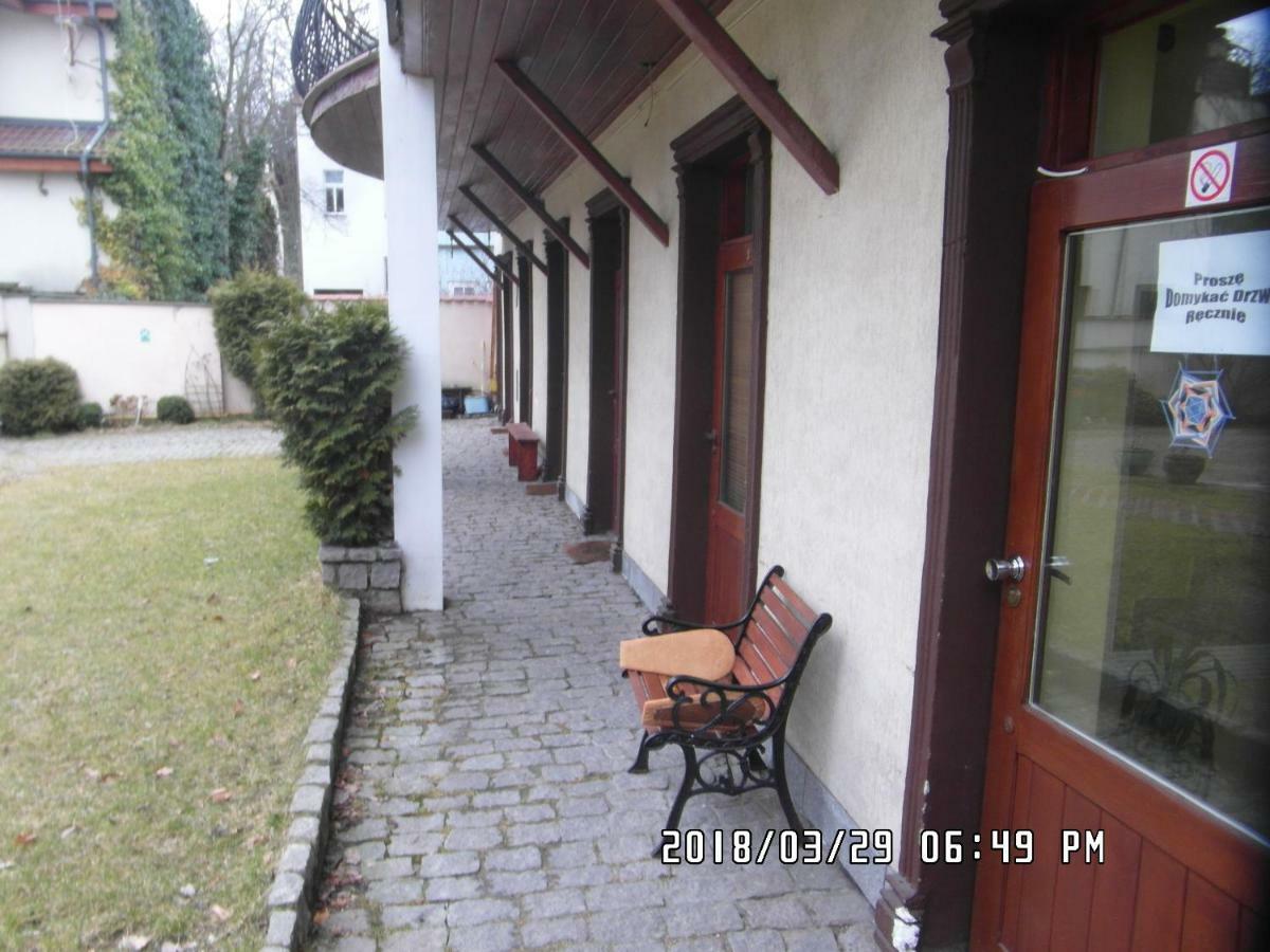 Iwona Hostel - Budget Rooms With Private Bathrooms Sopot Kültér fotó